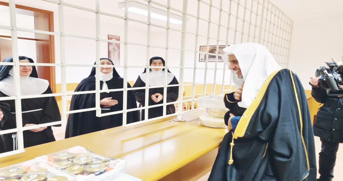 د.العيسى التقى راهبات دير 'سانتا كيارا': لنفتح الأبواب لبعضنا ونعزز الصداقة