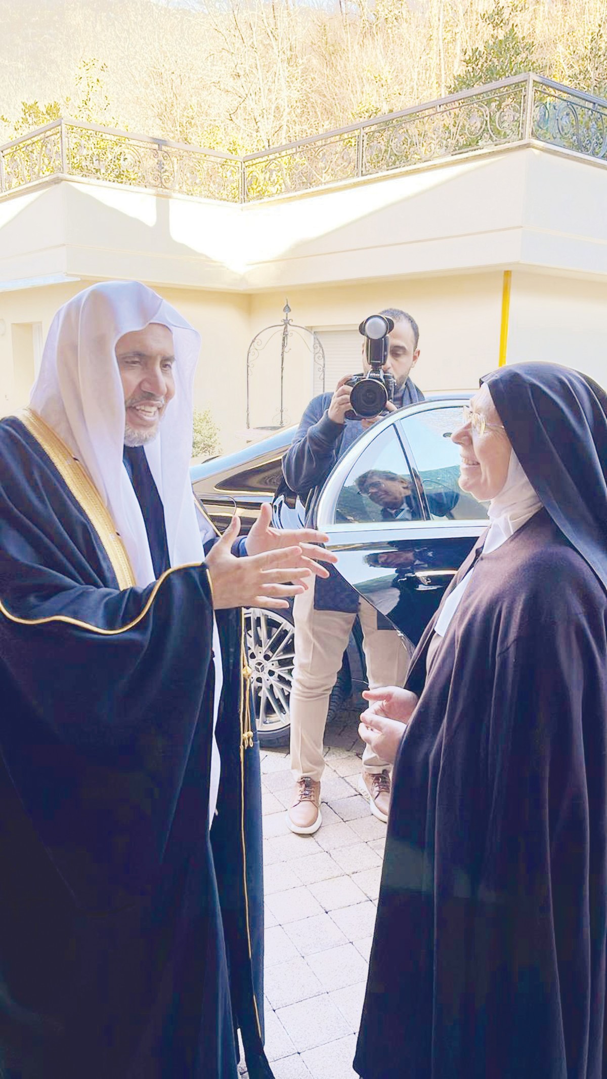 د.العيسى التقى راهبات دير 'سانتا كيارا': لنفتح الأبواب لبعضنا ونعزز الصداقة