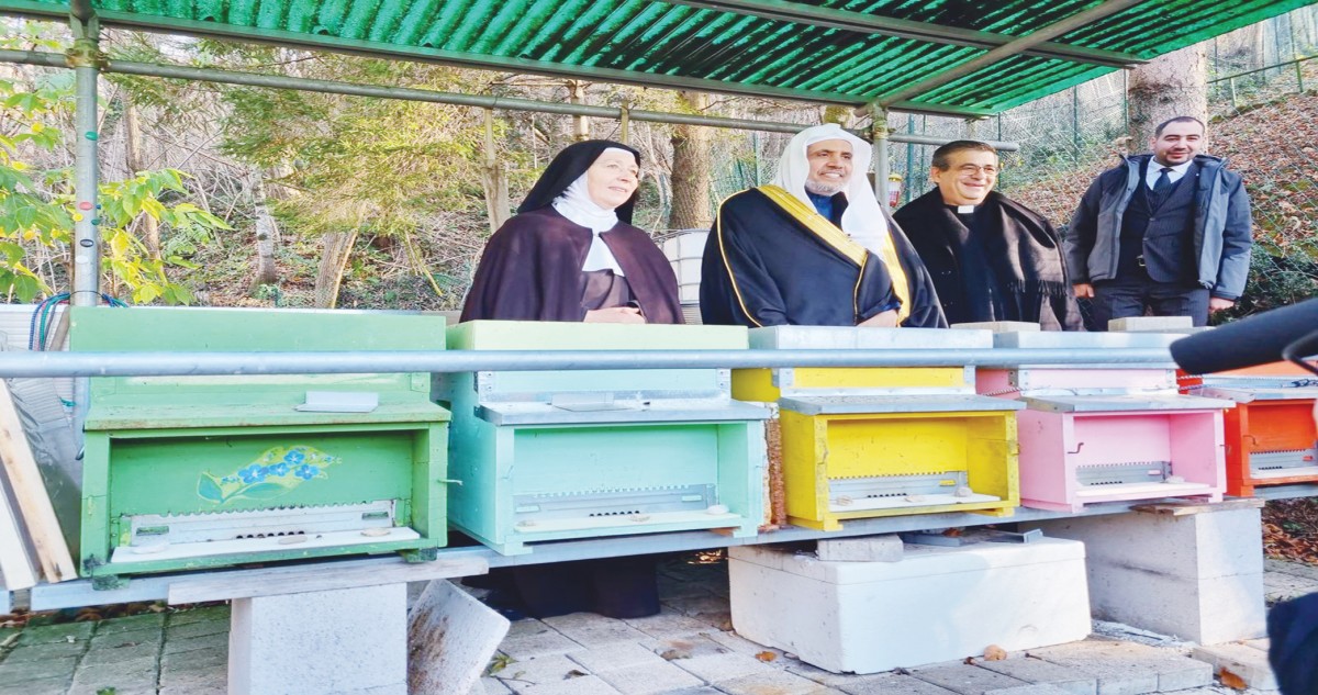 د.العيسى التقى راهبات دير 'سانتا كيارا': لنفتح الأبواب لبعضنا ونعزز الصداقة