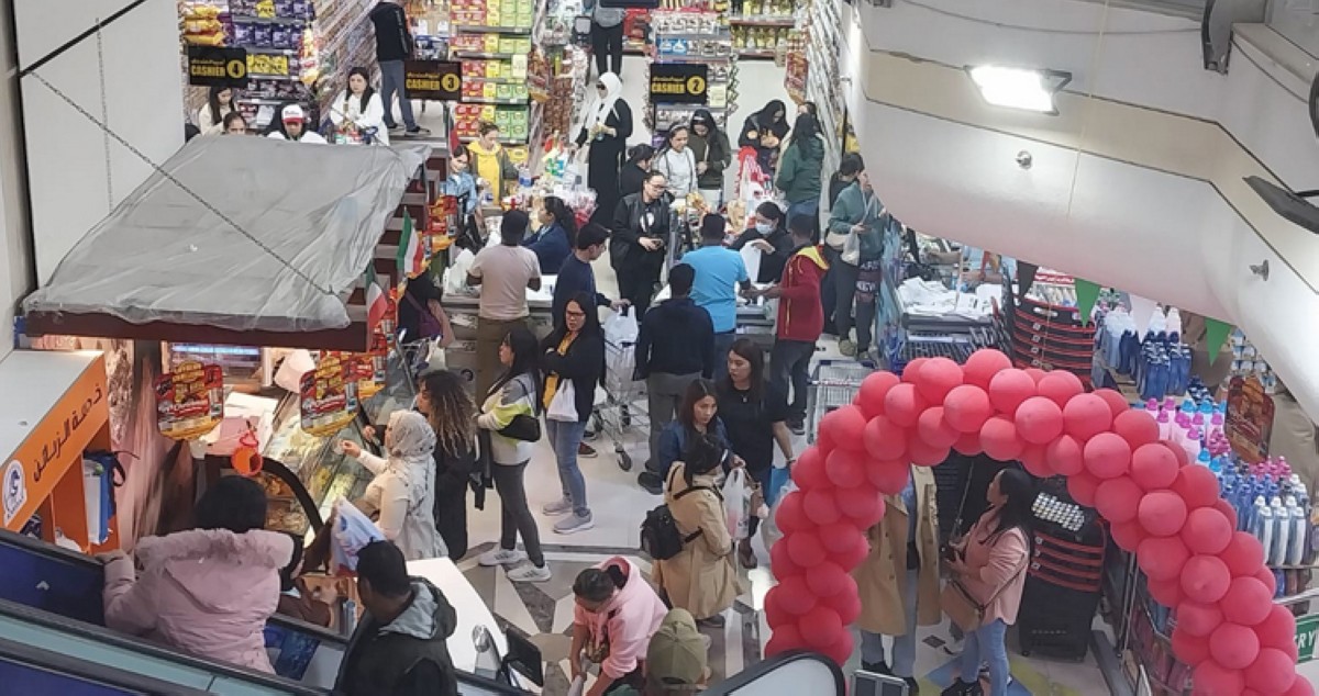 احتفالات 'الكريسماس' تنعش أسواق الكويت