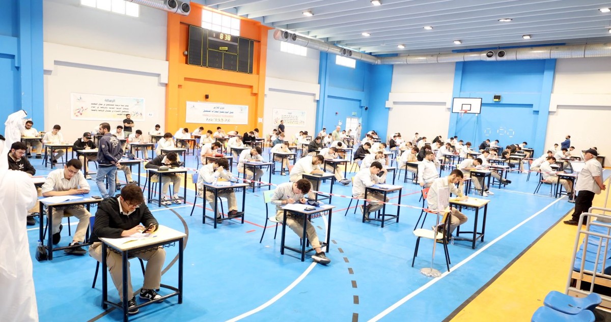 43135 طالباً وطالبة في الصف الثاني عشر يبدأون اختباراتهم اليوم