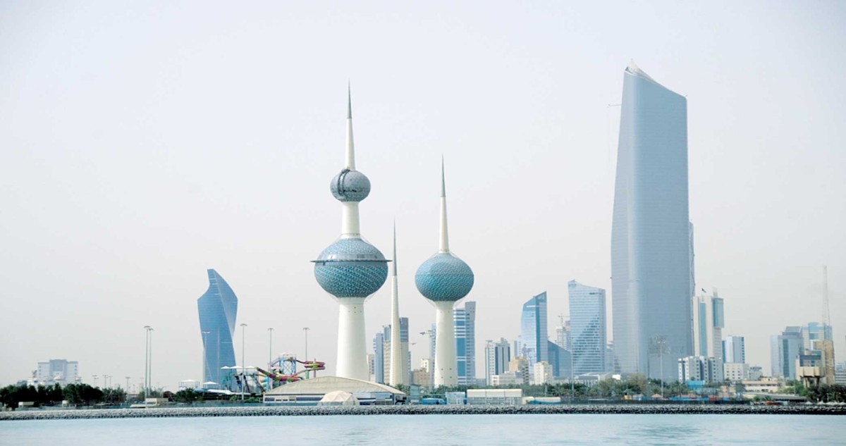 زيادة الرسوم الحكومية... رفع للكفاءة وخفض للعجز