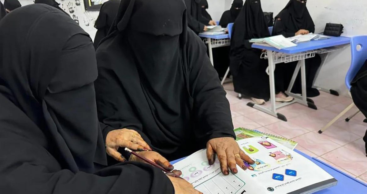 105 آلاف 'أُميّ' في الكويت... بينهم 87 ألفاً من الوافدين