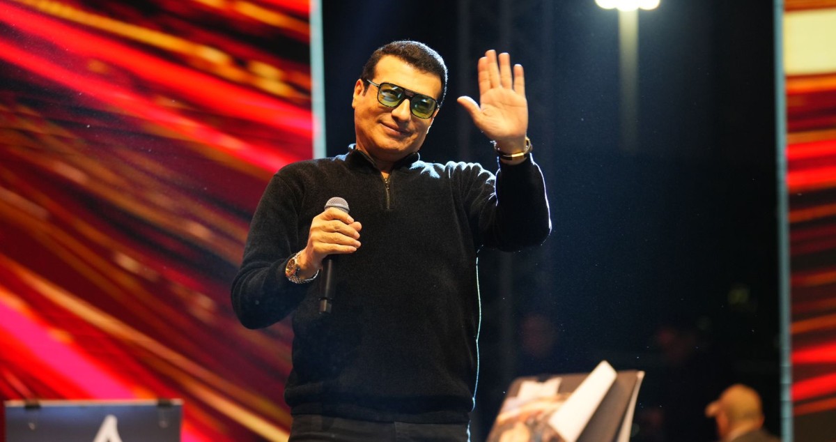 محمد فؤاد وإيهاب توفيق 'أول من احتفل' بالأعياد الوطنية
