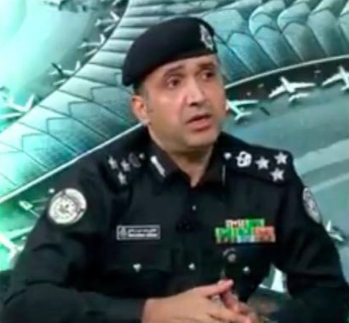 الصبحان: مخالفة جلوس الطفل دون العاشرة في المقعد الامامي أو تركه بمفرده في المركبة..تحرر مباشرة