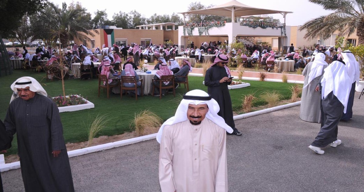 'عزايز' علي الجابر احتضنت أصحاب الدواوين