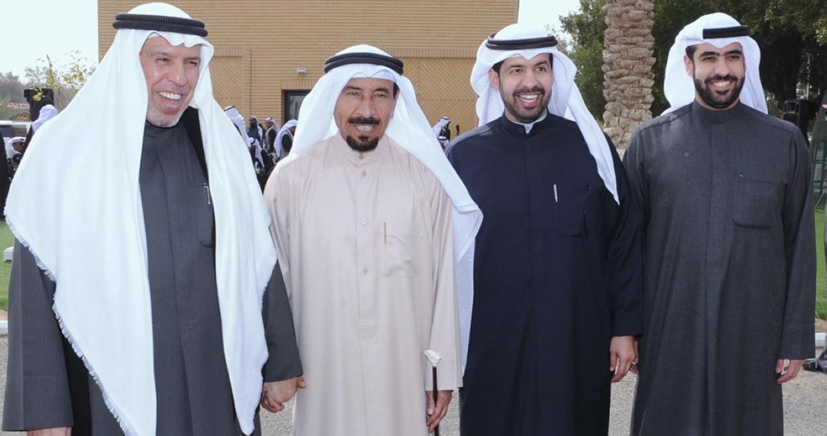 'عزايز' علي الجابر احتضنت أصحاب الدواوين