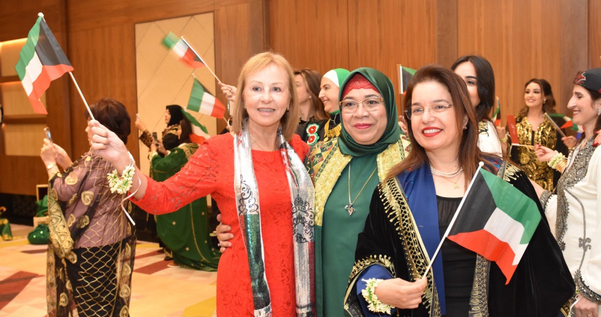 'المرأة الدولية' تحتفي بالأعياد الوطنية