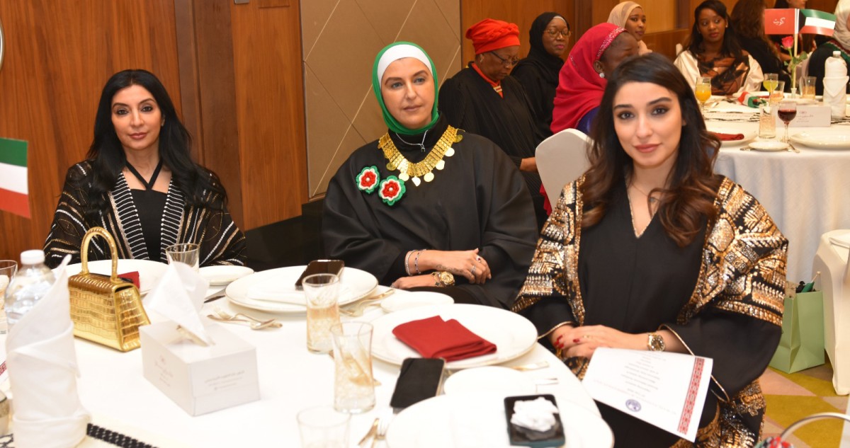 'المرأة الدولية' تحتفي بالأعياد الوطنية