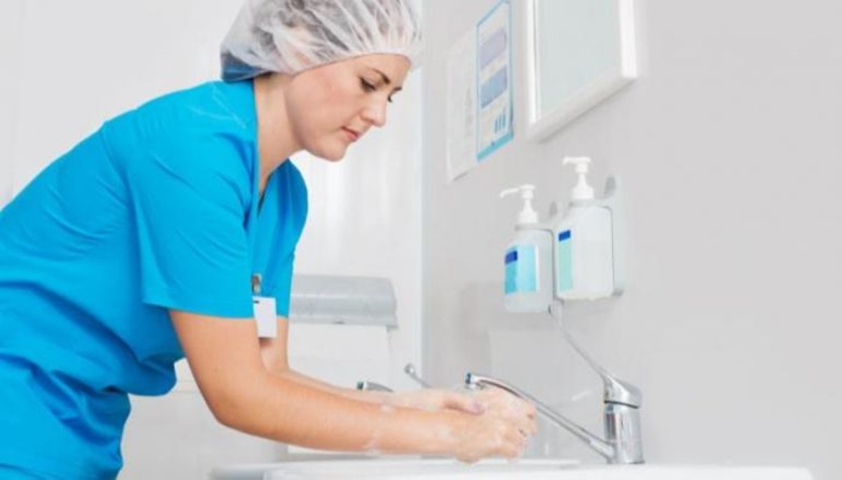 تهديد عالمي... بكتيريا مميتة تختبئ في مصارف المستشفيات