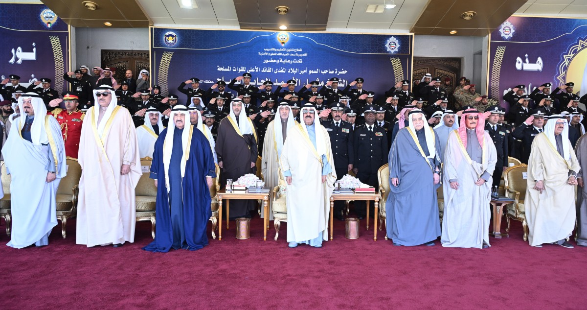 الأمير كرَّم الدفعة 47 من خريجي أكاديمية سعد العبدالله