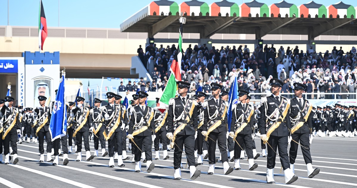 الأمير كرَّم الدفعة 47 من خريجي أكاديمية سعد العبدالله