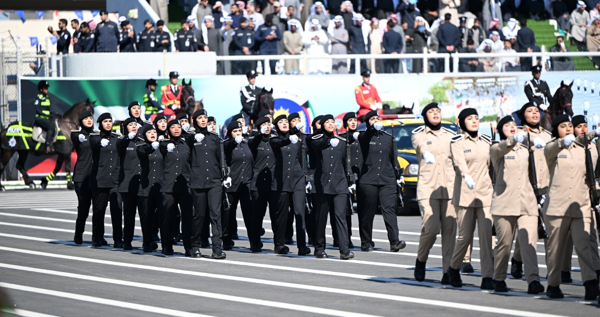 الأمير كرَّم الدفعة 47 من خريجي أكاديمية سعد العبدالله