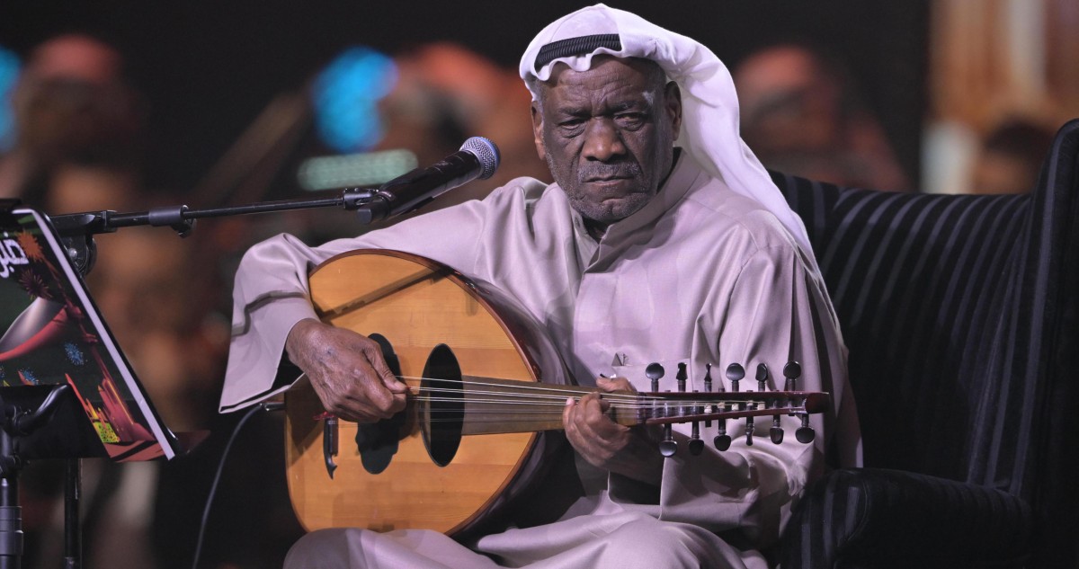 ليلة تكريم الرويشد... فاض فيها المسرح حباً ووفاءً وتألقاً