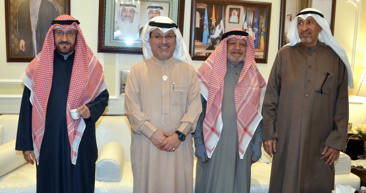 ديوان الدغيشم يستقبل المهنئين... مبارك عليكم الشهر