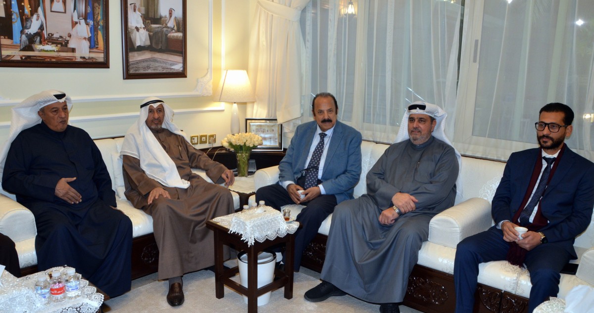 ديوان الدغيشم يستقبل المهنئين... مبارك عليكم الشهر