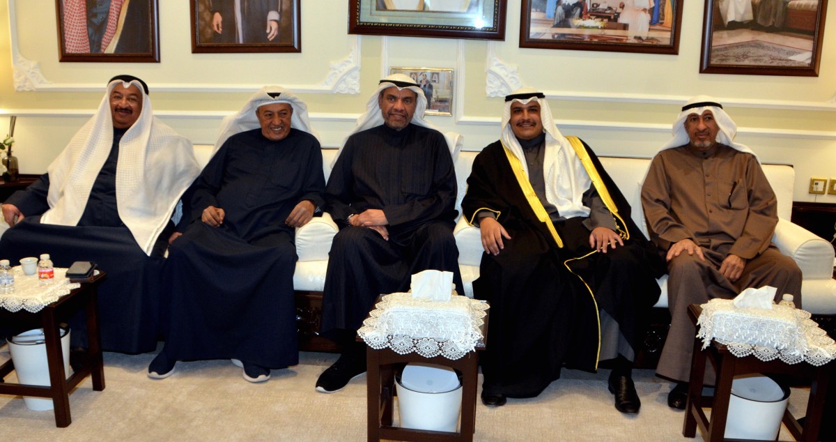 ديوان الدغيشم يستقبل المهنئين... مبارك عليكم الشهر