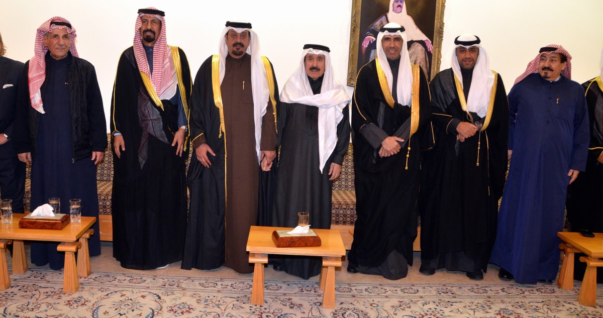 ديوان خالد الجابر يستقبل المهنئين بالشهر الكريم