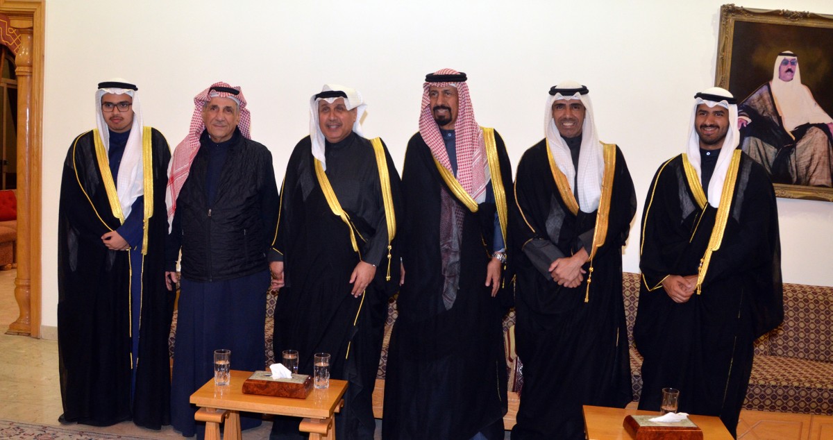 ديوان خالد الجابر يستقبل المهنئين بالشهر الكريم