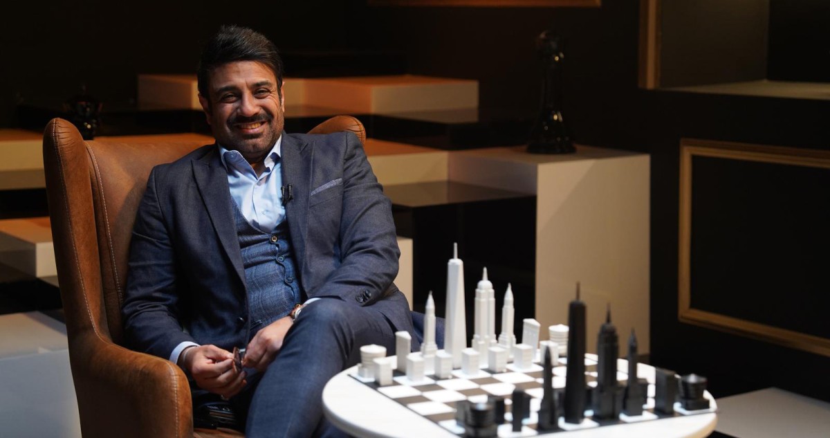 'شطرنج'... لعبة حوارية ناضجة كشفت الجوانب الإنسانية للنجوم