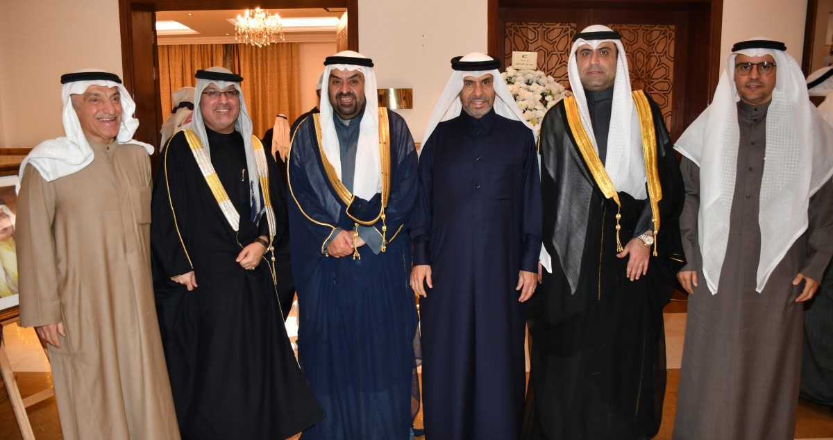 ديوانية سفارة البحرين استقبلت المهنئين بالشهر