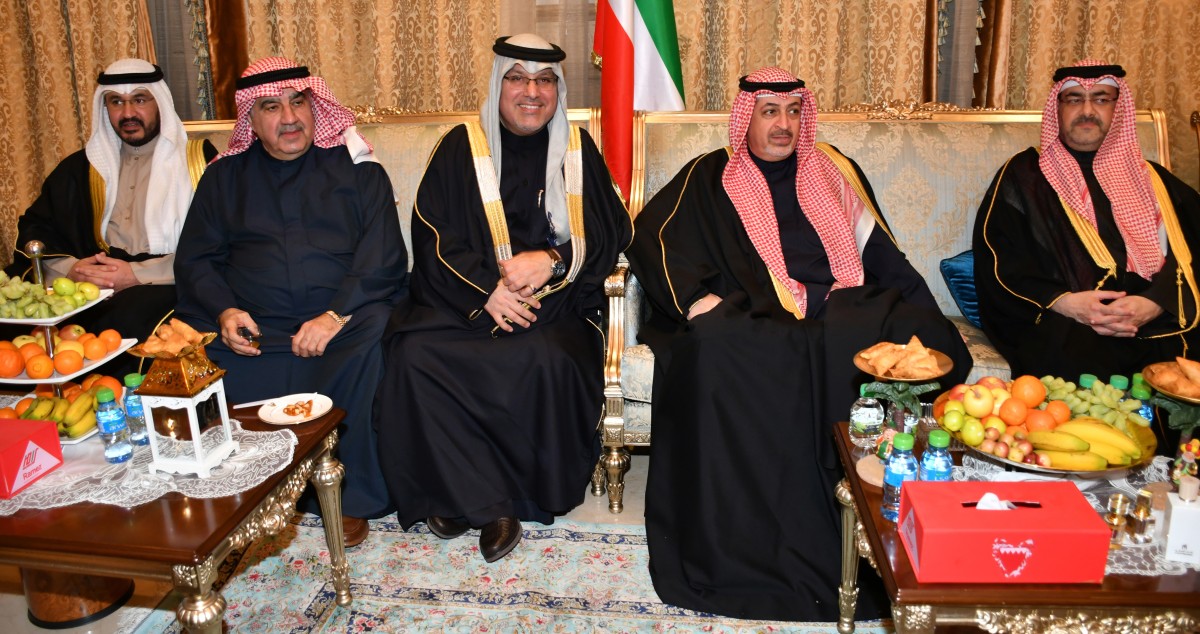 ديوانية سفارة البحرين استقبلت المهنئين بالشهر