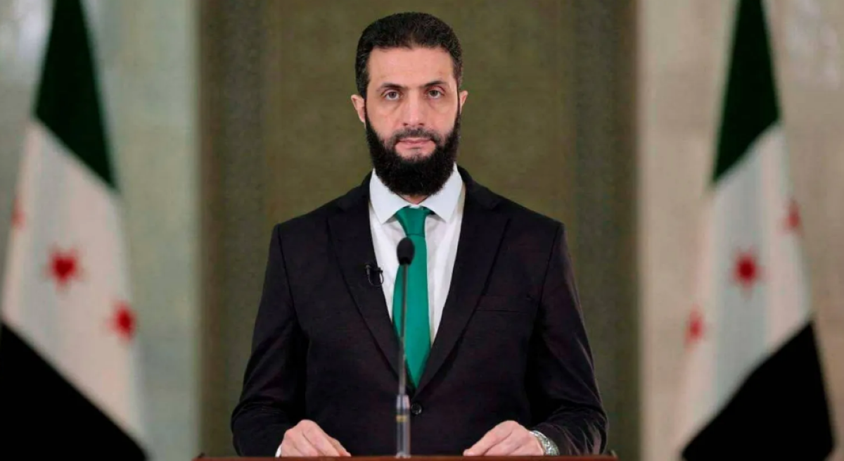 الشرع يصادق على الإعلان الدستوري ويشكّل مجلساً للأمن القومي السوري