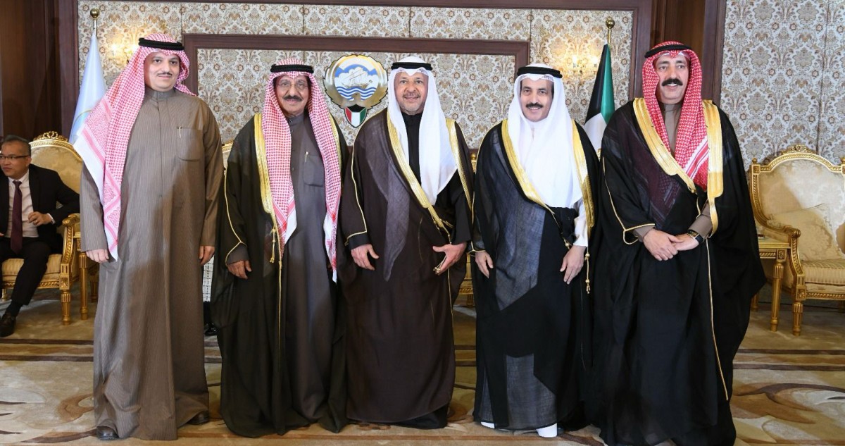 محافظ الفروانية مستقبلاً المهنئين: رمضان فرصة لتعزيز التواصل