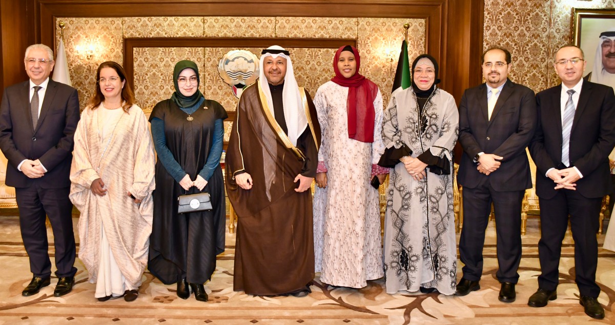 محافظ الفروانية مستقبلاً المهنئين: رمضان فرصة لتعزيز التواصل