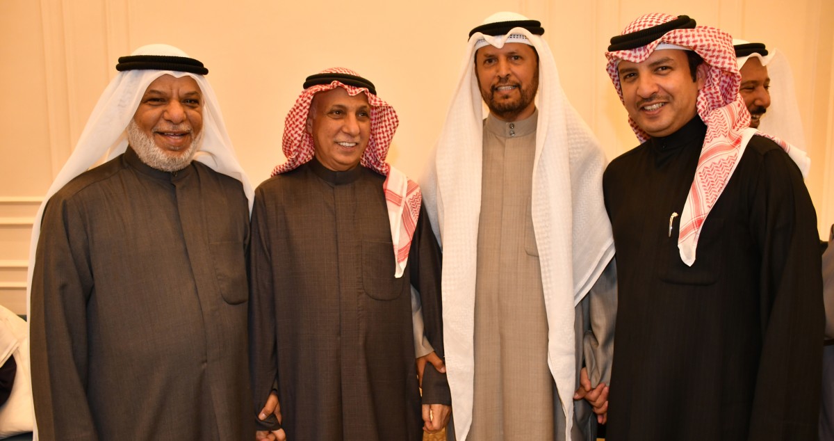 ديوان مهنا العدواني يستقبل المهنئين بالشهر الفضيل