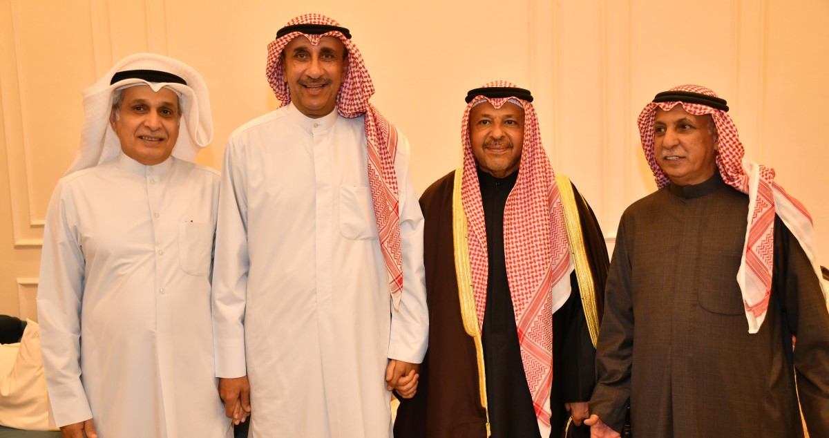 ديوان مهنا العدواني يستقبل المهنئين بالشهر الفضيل