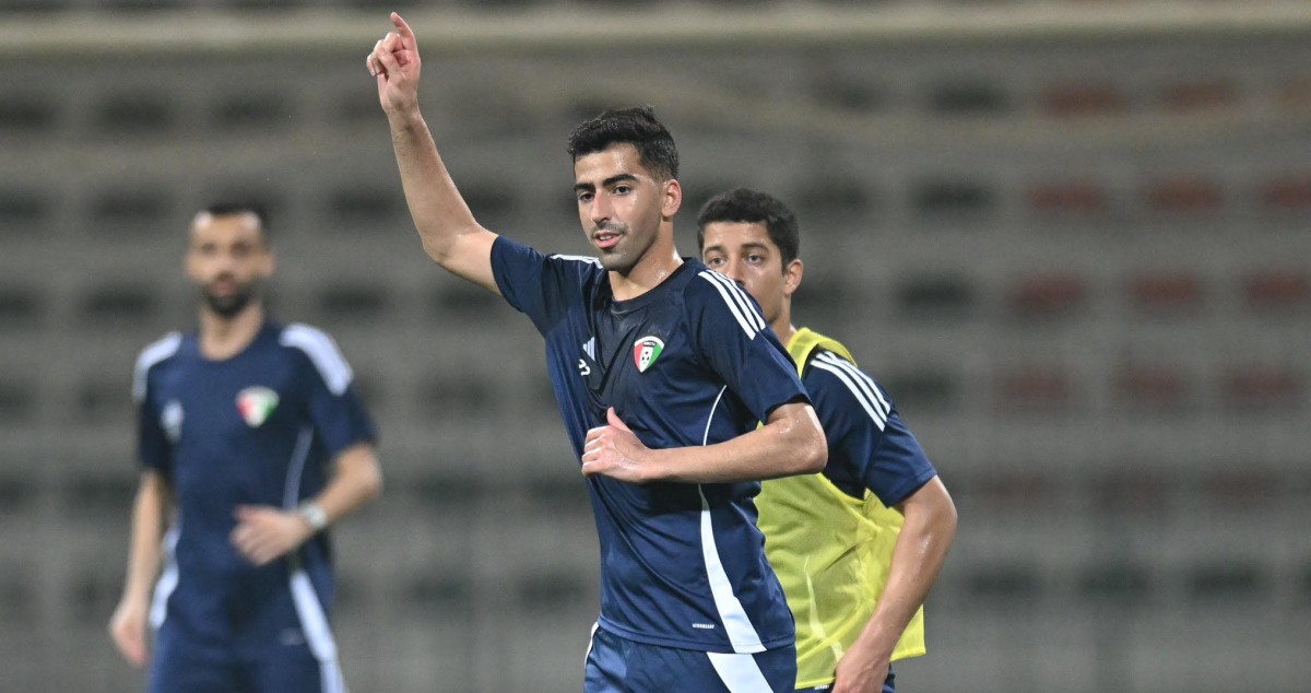 'الأزرق' ينهي تحضيراته... و'الأولمبي' يواجه الأردن بـ'غرب آسيا'