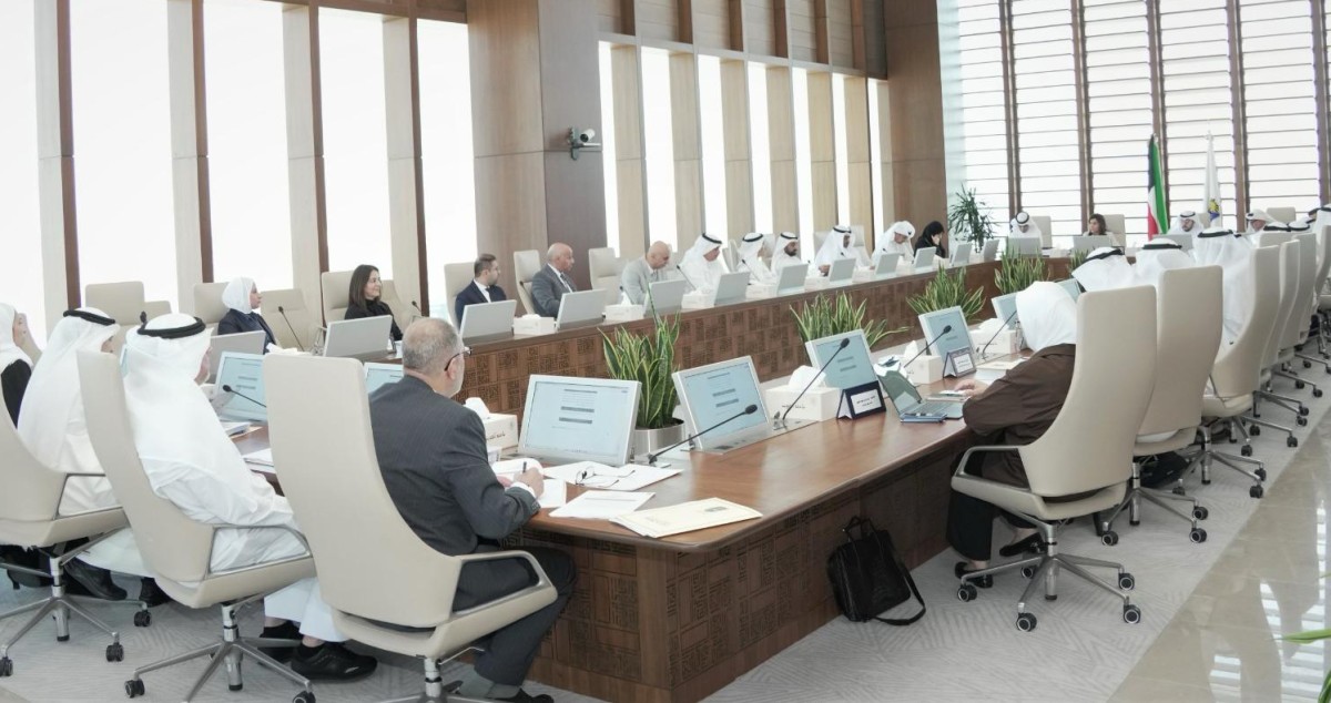 مجلس جامعة الكويت  اعتمد خطة البعثات وترقية 20 أستاذاً