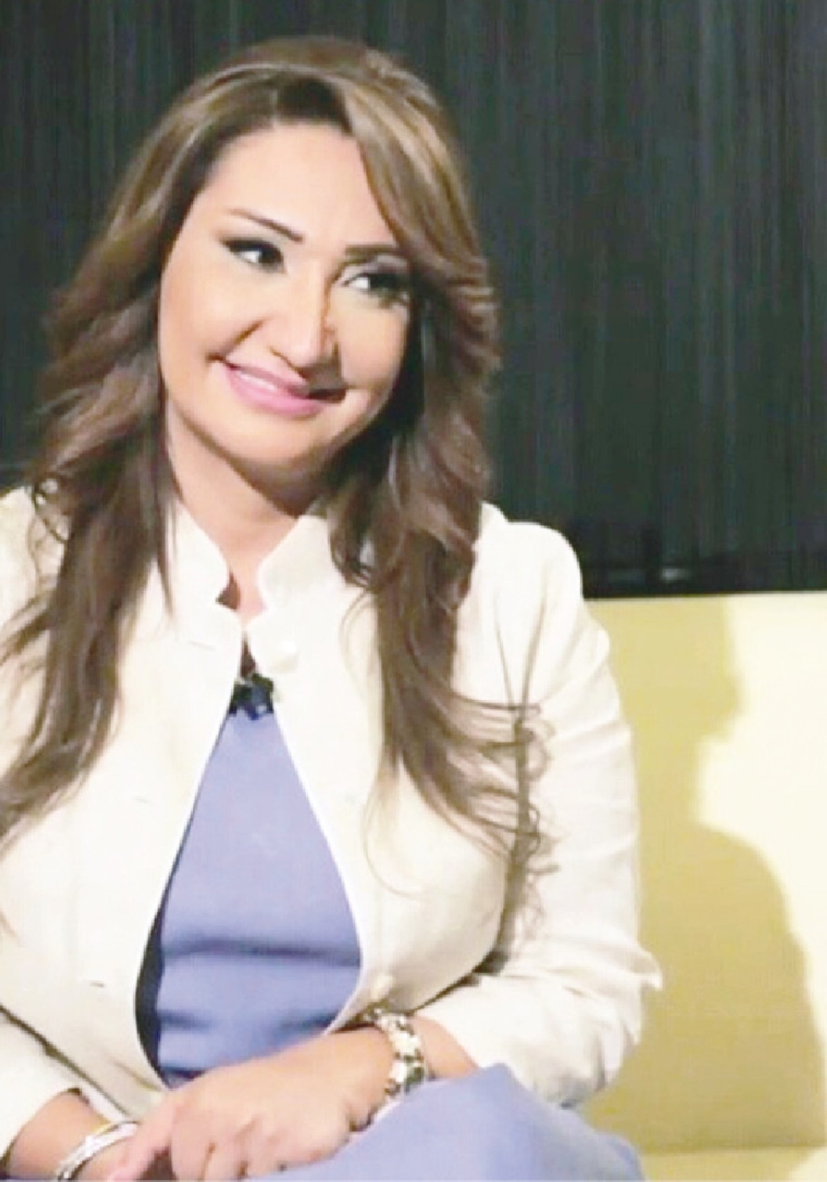 مسرح العيد 'مولعها مشعللها' والبرومو 'طق عصي'