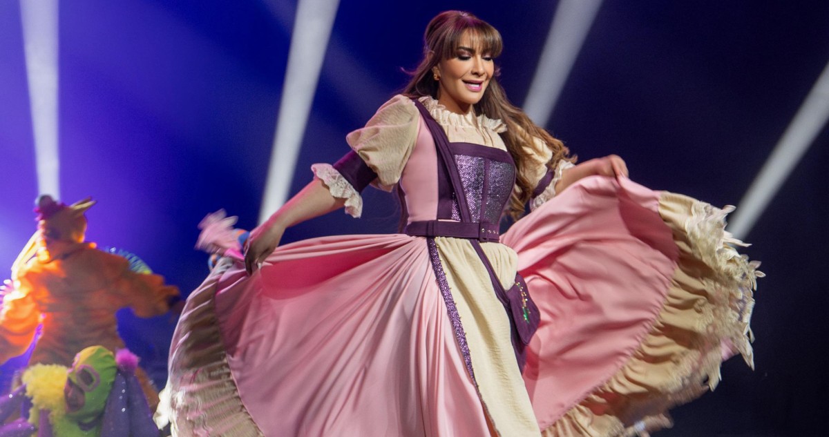 مسرح العيد 'مولعها مشعللها' والبرومو 'طق عصي'