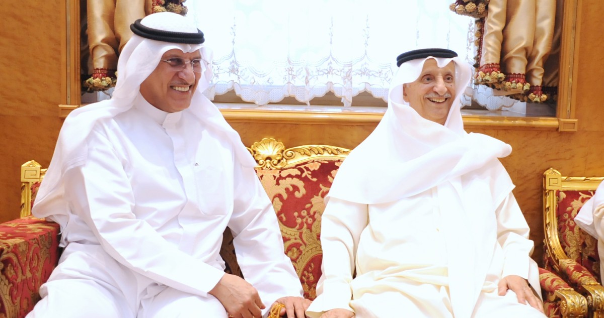 عبدالعزيز الغنام وإخوانه يستقبلون المهنئين بالعيد