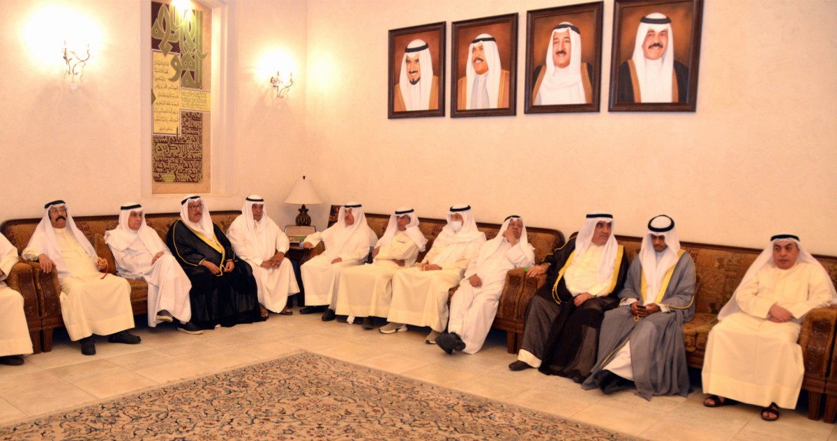 'شيخ الدواوين'...  وداعاً روضان الروضان