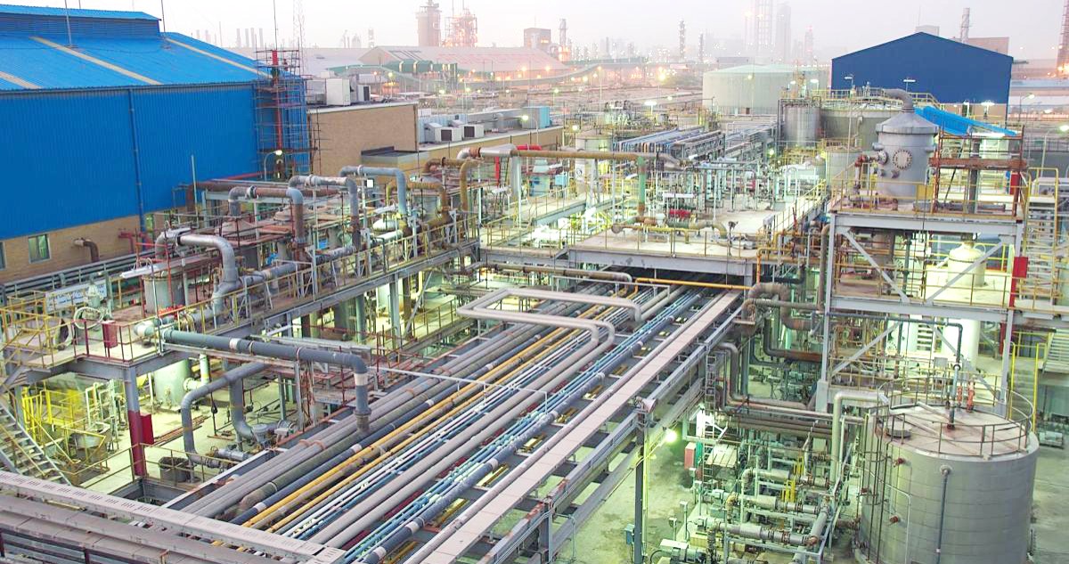 هل تستفيد الكويت من موقعها وتفتح أبوابها للصناعات الثقيلة؟