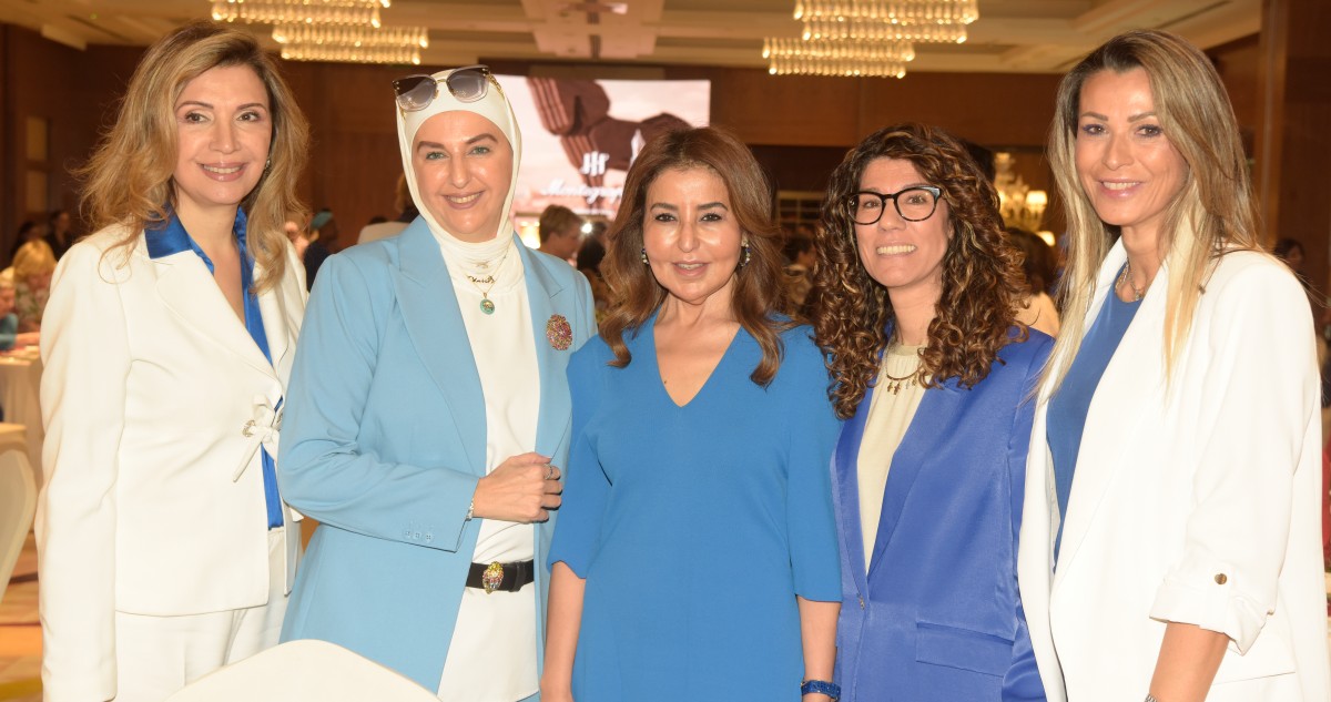 الكويت تحتضن كرنفال تراث فينيتو الإيطالية