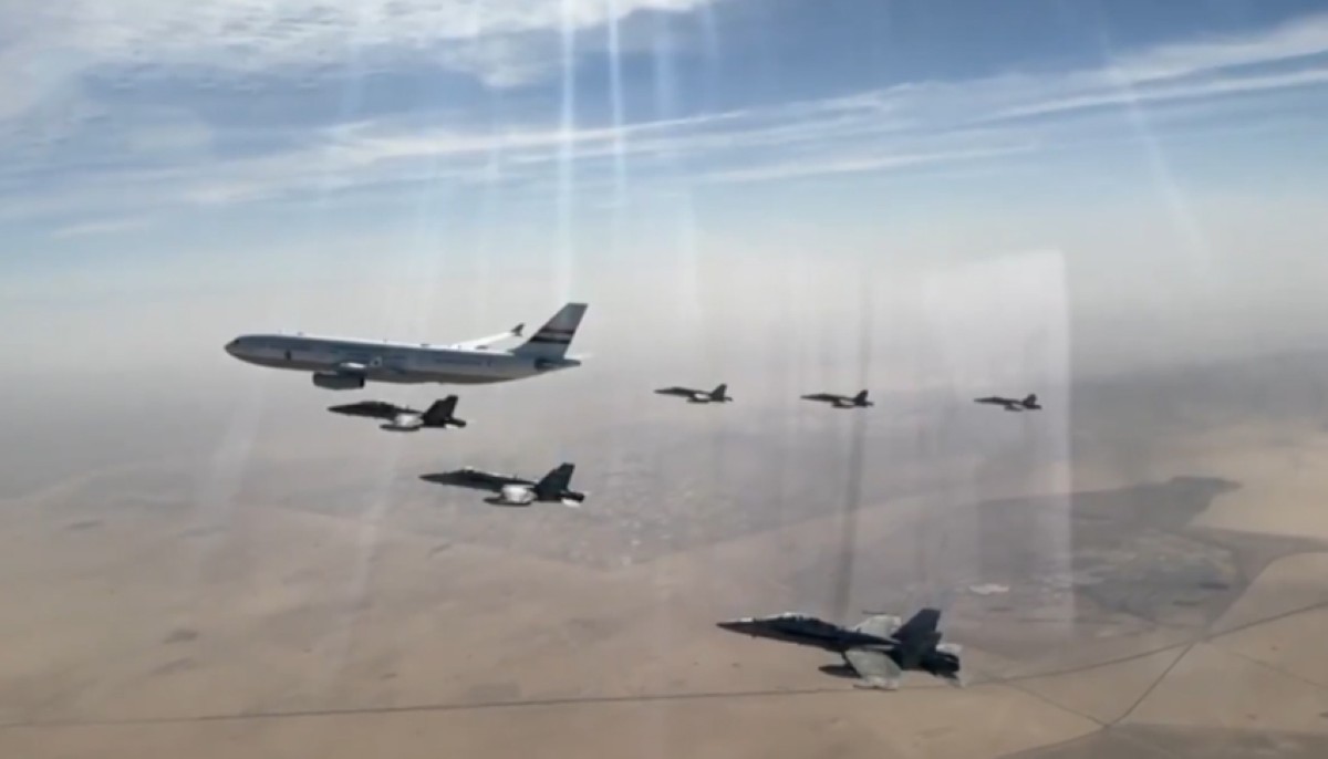 طائرات حربية ترافق الرئيس السيسي فوق الأجواء الكويتية