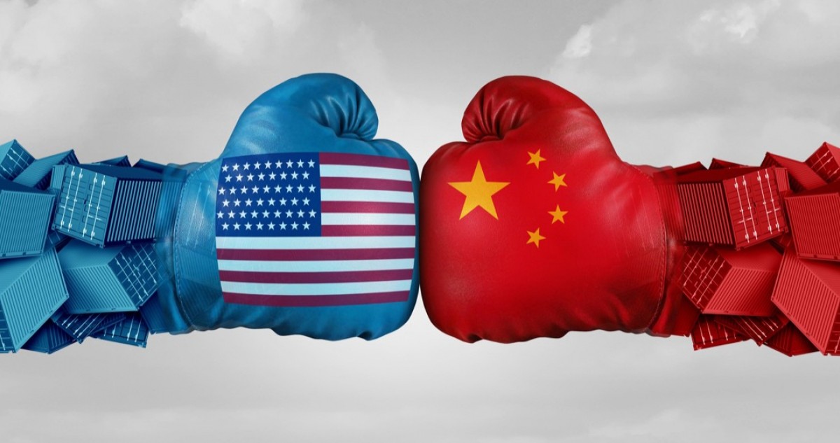 إعفاء الإلكترونيات من رسوم ترامب موقت... الحرب التجارية قائمة