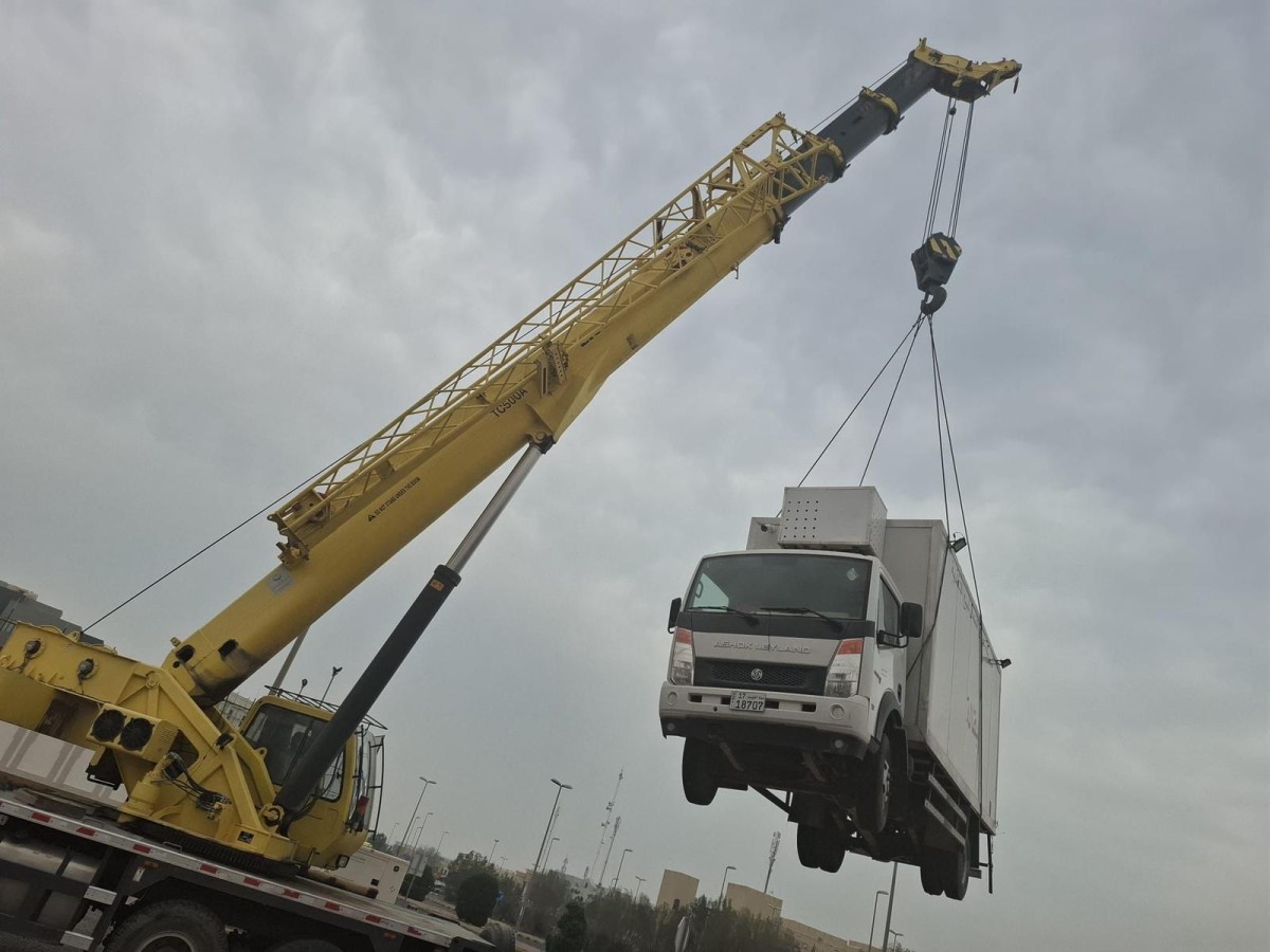 &rlm;بلدية 'مبارك الكبير': رفع 33 سيارة مهملة وتحرير 38 مخالفة نظافة عامة