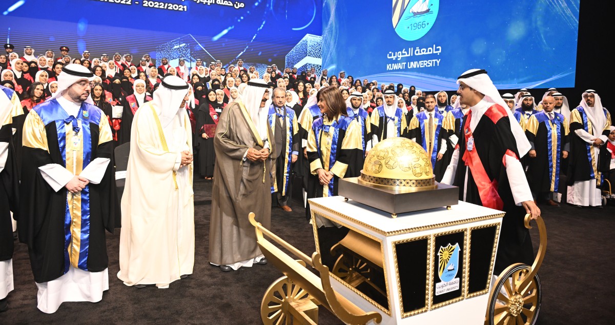 مشعل العلم... والنهضة