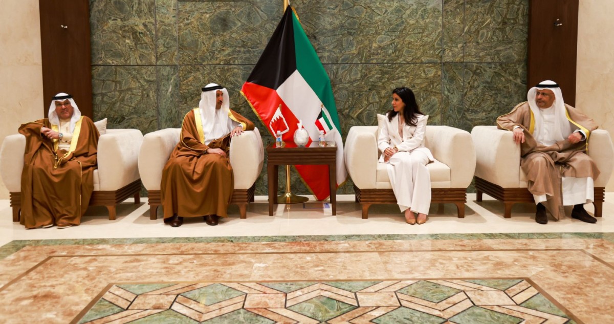 المشعان والعمر يبحثان مع وزير الاتصالات البحريني قضايا النقل البري والجوي والبحري