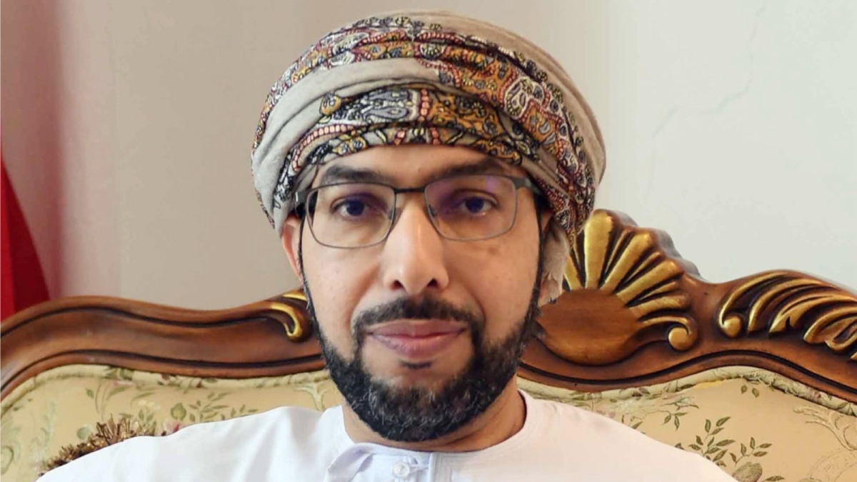 السفير العماني يشيد بجهود الكويت في تسهيل عودة مواطني السلطنة إلى بلدهم