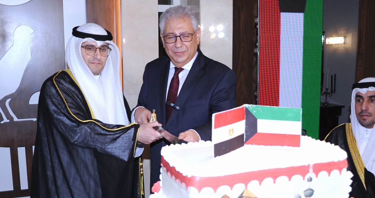 السفير شلتوت: المصريون والكويتيون'أهل بيت واحد'