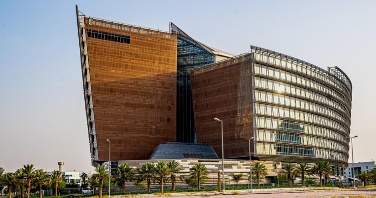 السويط: إدراج موجهي المكتبات والتقنيات في هيكل 'التربية' الجديد