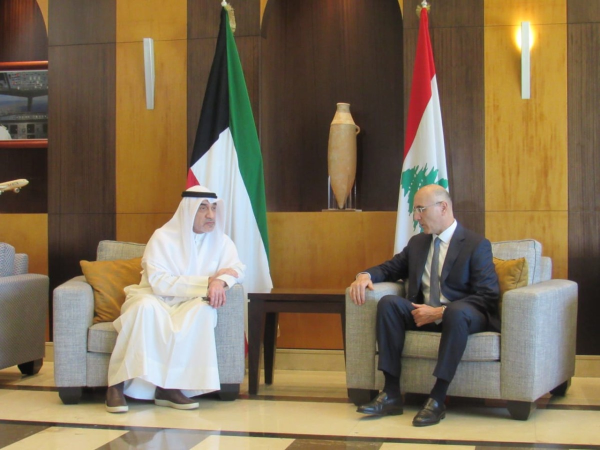 النائب الأول يصل إلى لبنان في زيارة رسمية