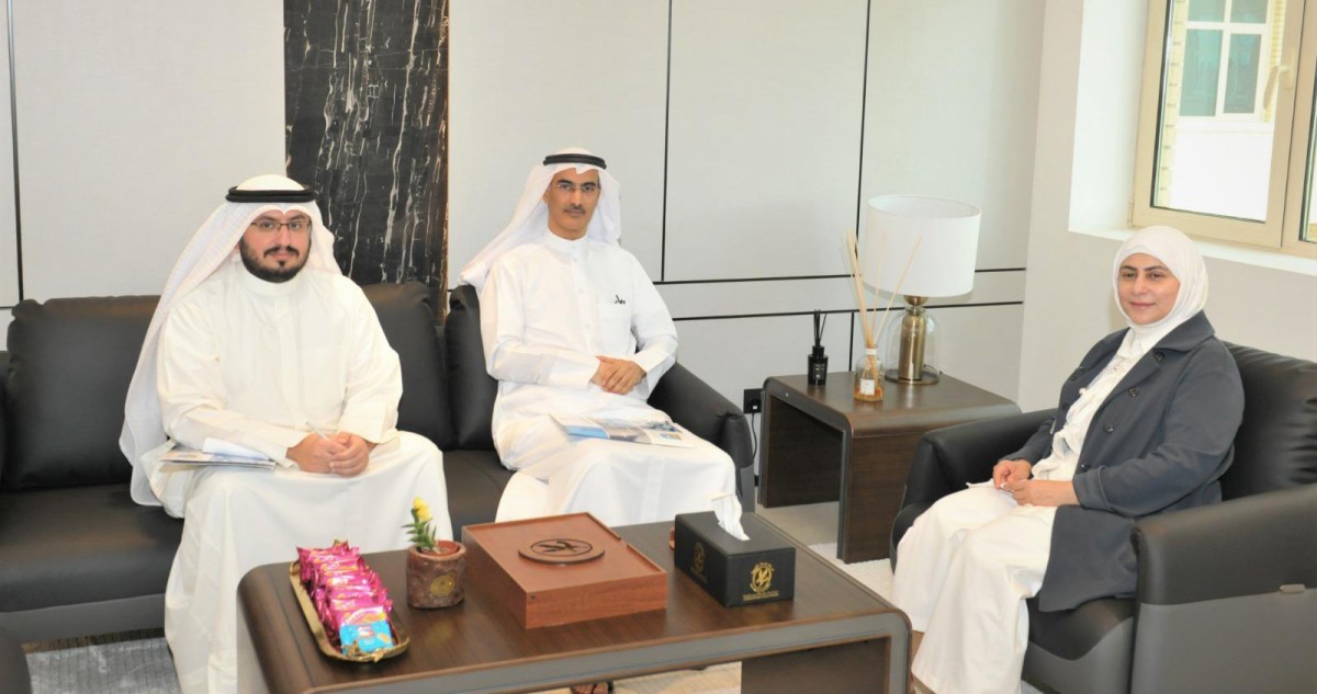 جامعة الكويت تبحث تعزيز التعاون البحثي والعملياتي مع 'نفط الكويت'