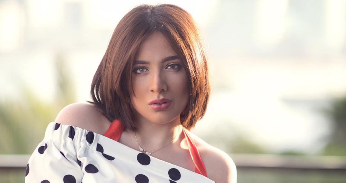 إيمان الحسيني في مسرحية  OKADA' ... 'وقعتك سودا'